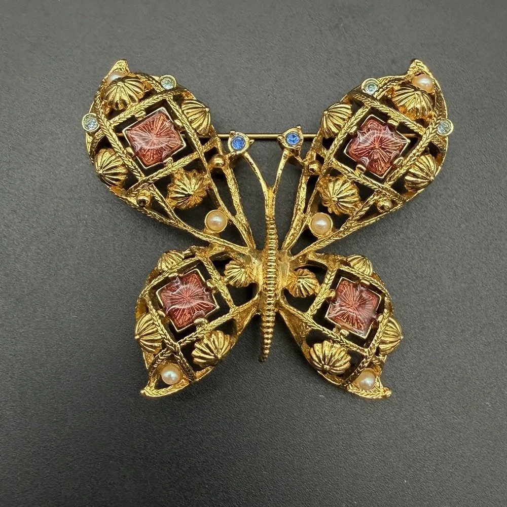 Avon Vintage Butterfly Brooch Gold Tone Faux Pearl Red Lucite Rhinestone Pin